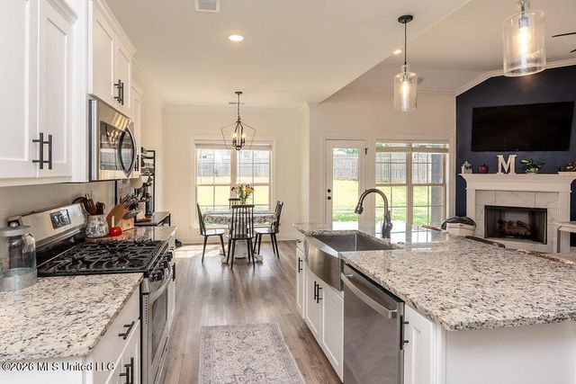 1529 Fall Garden Drive, Hernando, MS 38632