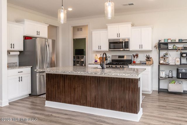 1529 Fall Garden Drive, Hernando, MS 38632
