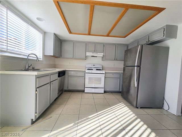 5797 Cedar Avenue, Las Vegas, NV 89110