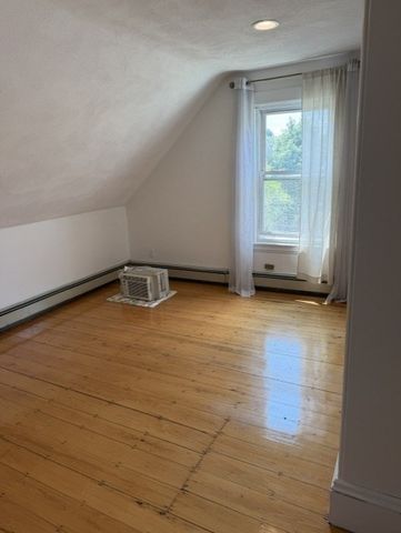 26 Wiswall Street 3FL, Newton, MA 02465