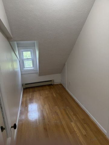 26 Wiswall Street 3FL, Newton, MA 02465