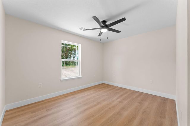 240 Field Road, Powersite, MO 65731