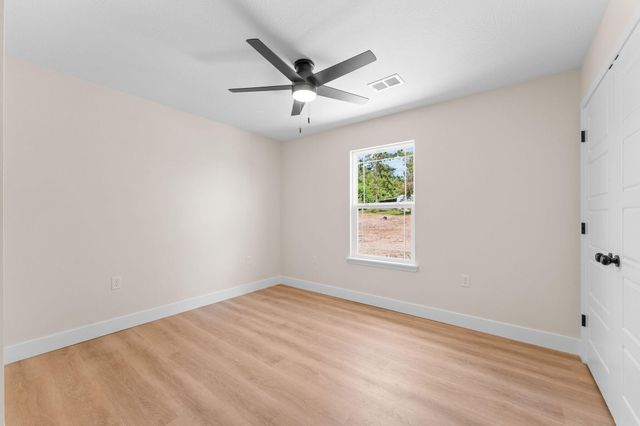 240 Field Road, Powersite, MO 65731