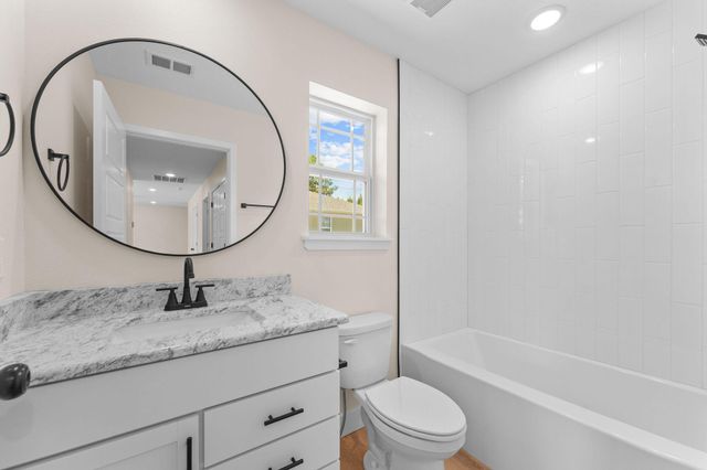 240 Field Road, Powersite, MO 65731