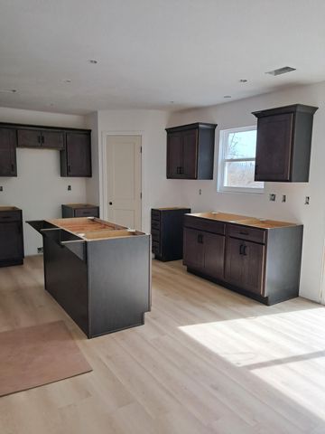 240 Field Road, Powersite, MO 65731