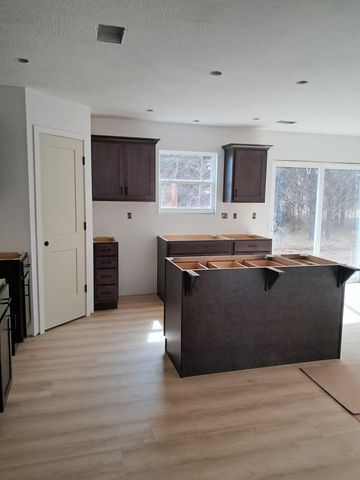 240 Field Road, Powersite, MO 65731