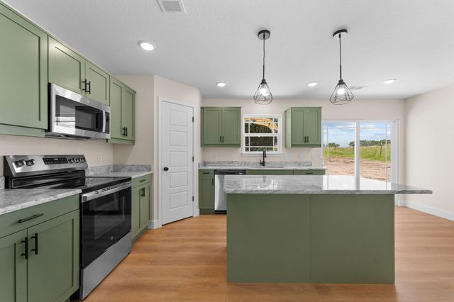 240 Field Road, Powersite, MO 65731