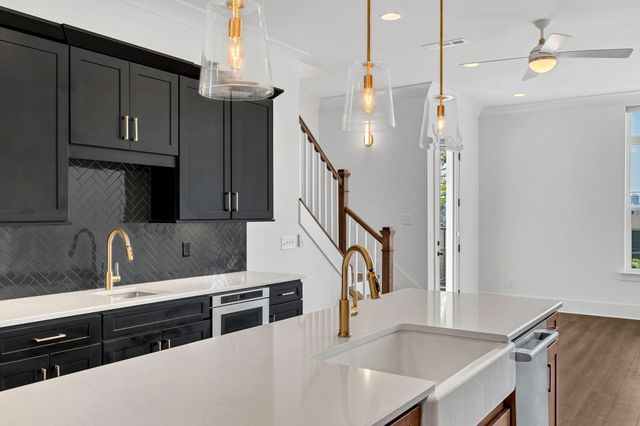 121 Neill Ave Unit G, Nashville, TN 37206