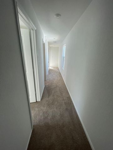49 Trinity CIR, Lockhart, TX 78644