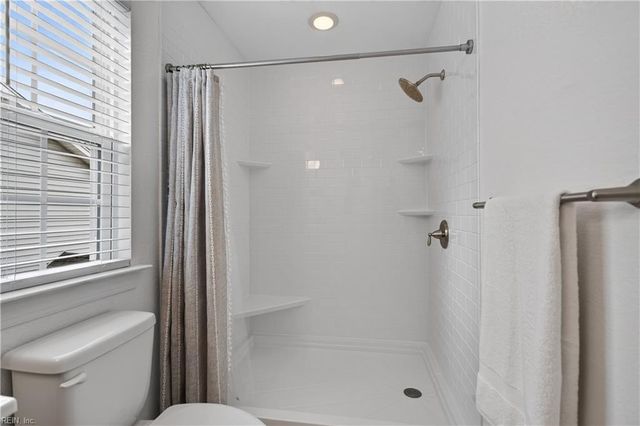 706 Albertine CT, Chesapeake, VA 23320
