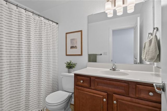 706 Albertine CT, Chesapeake, VA 23320