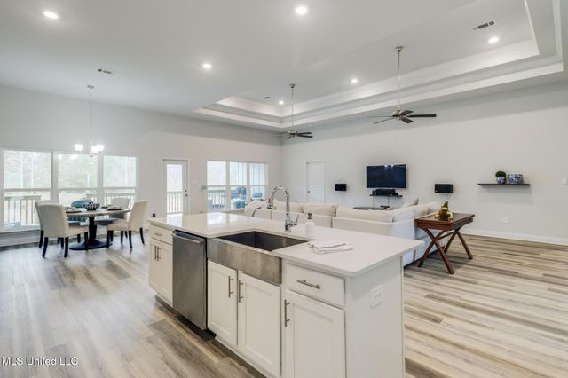 18951 Harrington Circle, Biloxi, MS 39532