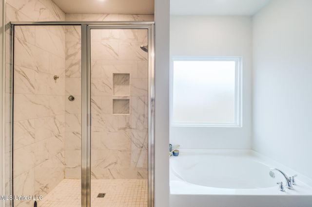 18951 Harrington Circle, Biloxi, MS 39532