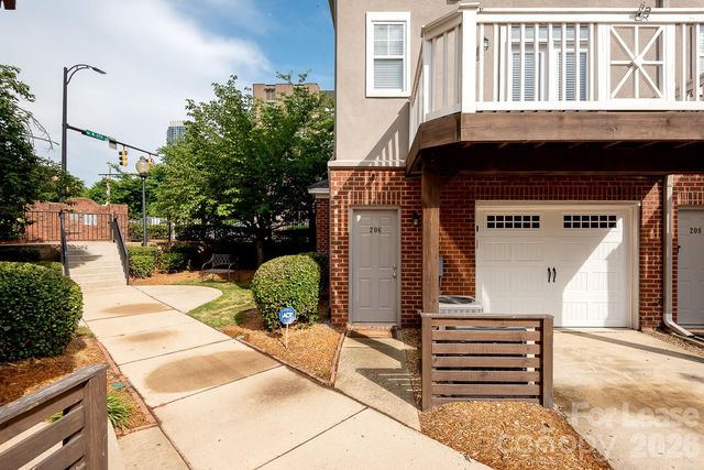 206 S Cedar Street, Charlotte, NC 28202