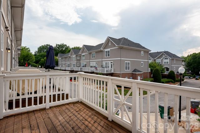 206 S Cedar Street, Charlotte, NC 28202