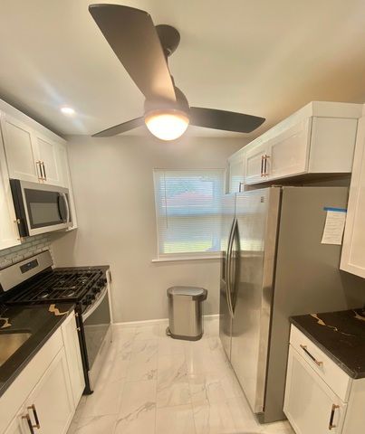 9129 S Carpenter Street, Chicago, IL 60620