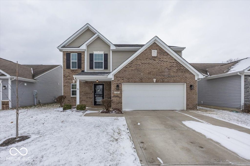 6107 Pebblebrooke Road, Whitestown, IN 46075