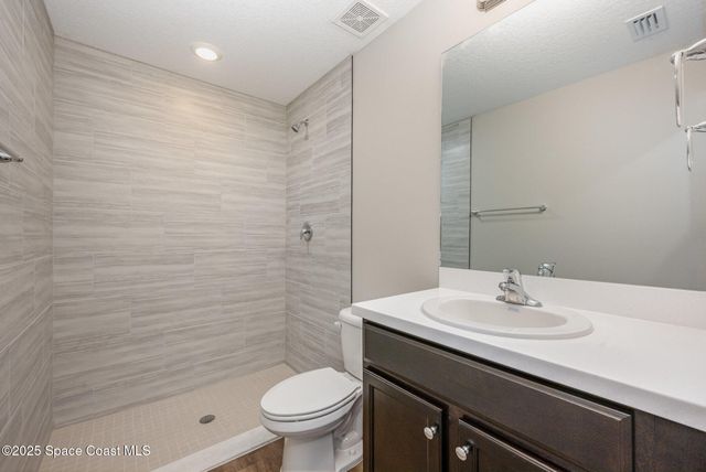 2830 Felda Avenue SE, Palm Bay, FL 32909