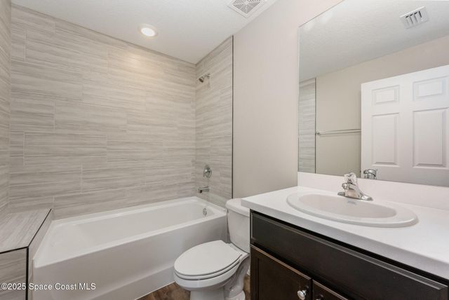 2830 Felda Avenue SE, Palm Bay, FL 32909