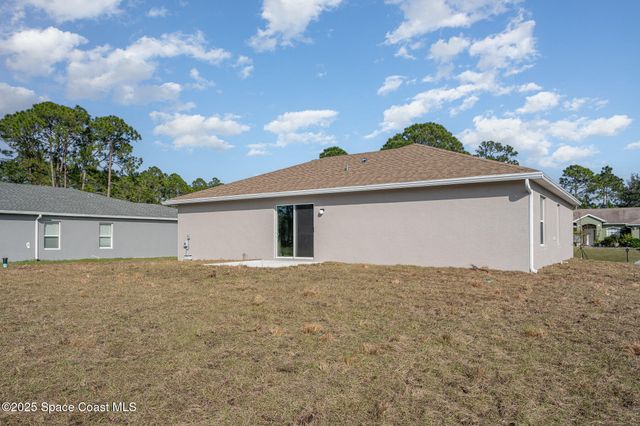 2830 Felda Avenue SE, Palm Bay, FL 32909