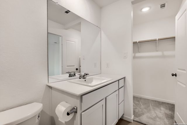 11938 SPIDERWORT RDG, Converse, TX 78109