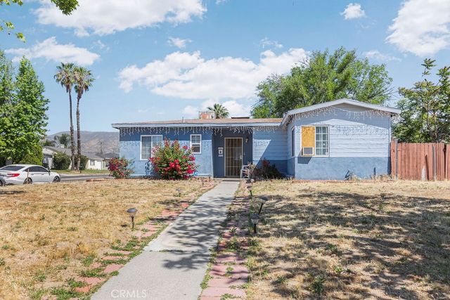 1118 E 33rd St, San Bernardino, CA 92404