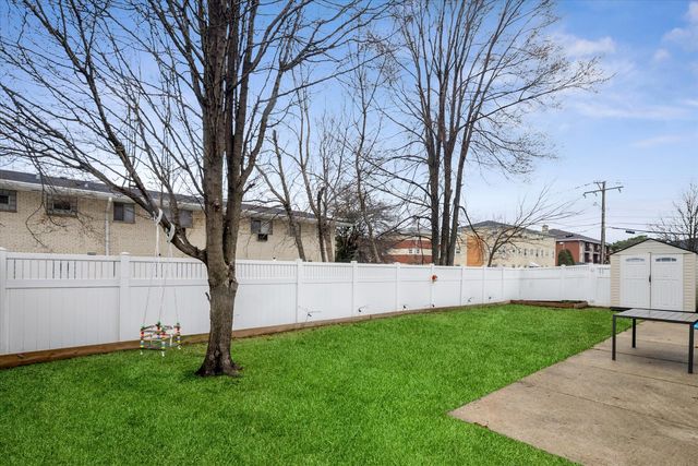 10100 Parke Avenue, Oak Lawn, IL 60453