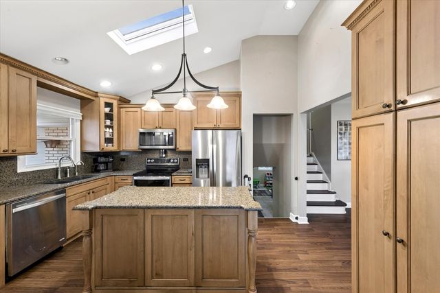 10100 Parke Avenue, Oak Lawn, IL 60453