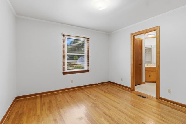 102 Molloy St, Mcminnville, TN 37110