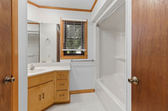 102 Molloy St, Mcminnville, TN 37110