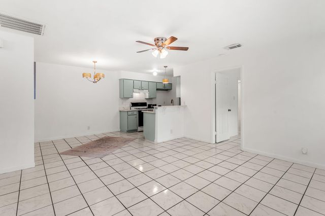 2501 Teri RD B, Austin, TX 78744