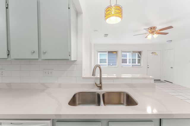 2501 Teri RD B, Austin, TX 78744