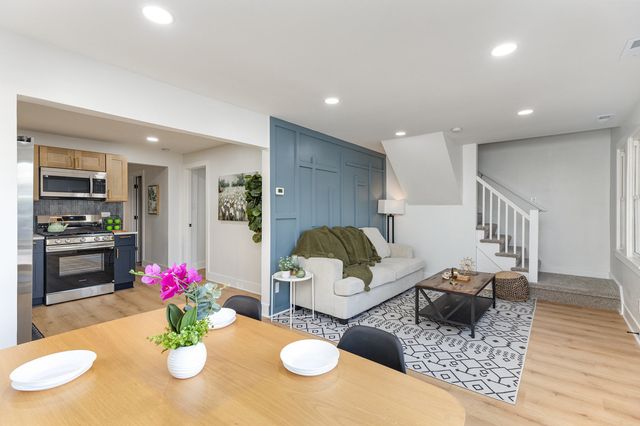 7040 W 114th Street, Worth, IL 60482