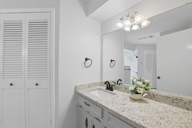 525 Candlewood Lane, Garland, TX 75041