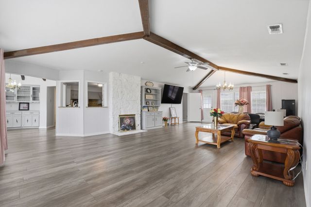 525 Candlewood Lane, Garland, TX 75041