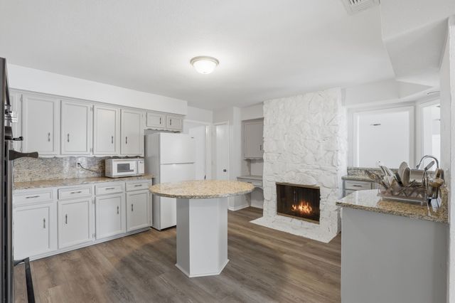 525 Candlewood Lane, Garland, TX 75041