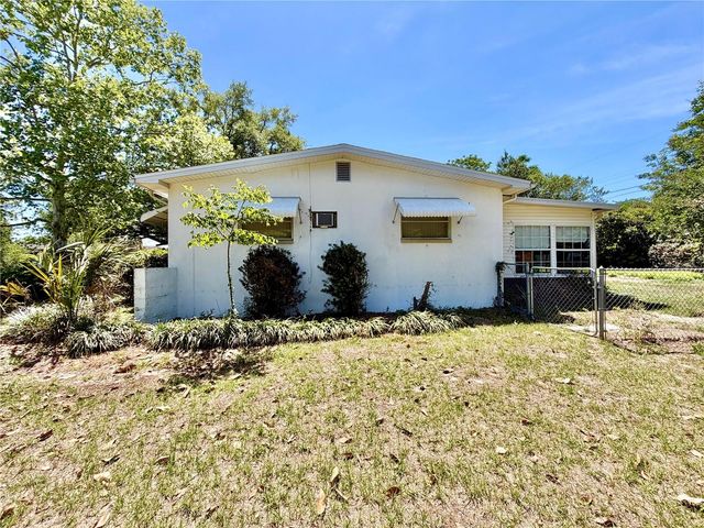 10 N DAVIS STREET, Beverly Hills, FL 34465