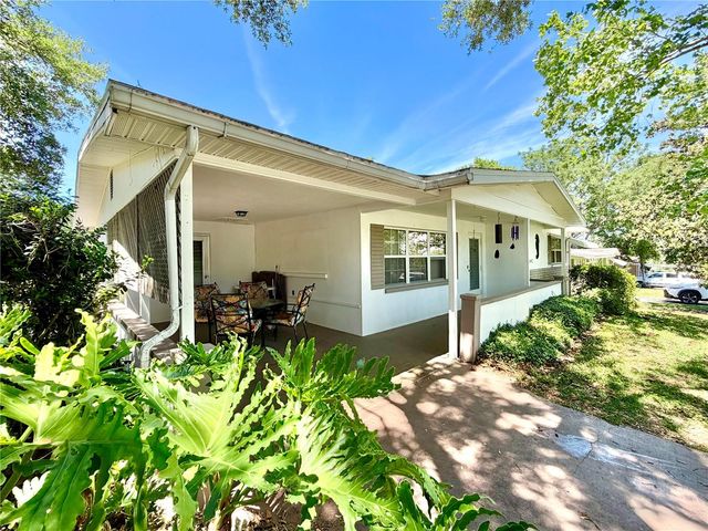 10 N DAVIS STREET, Beverly Hills, FL 34465
