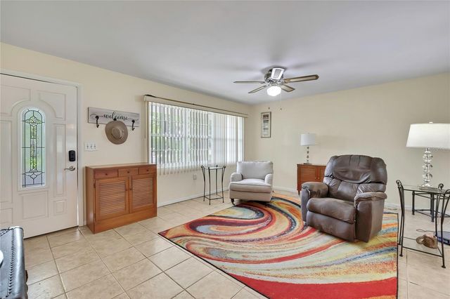 10 N DAVIS STREET, Beverly Hills, FL 34465