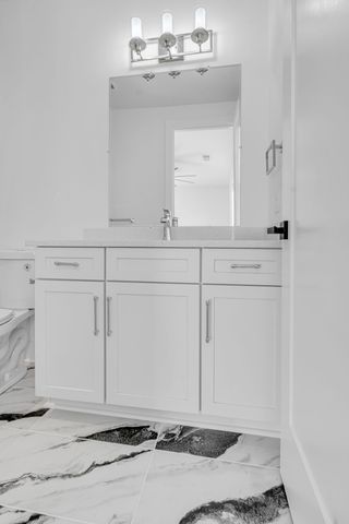 910 Youngs Ln Unit 1, Nashville, TN 37207