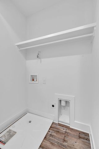 910 Youngs Ln Unit 1, Nashville, TN 37207