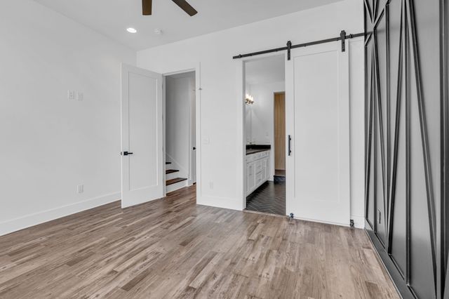 910 Youngs Ln Unit 1, Nashville, TN 37207