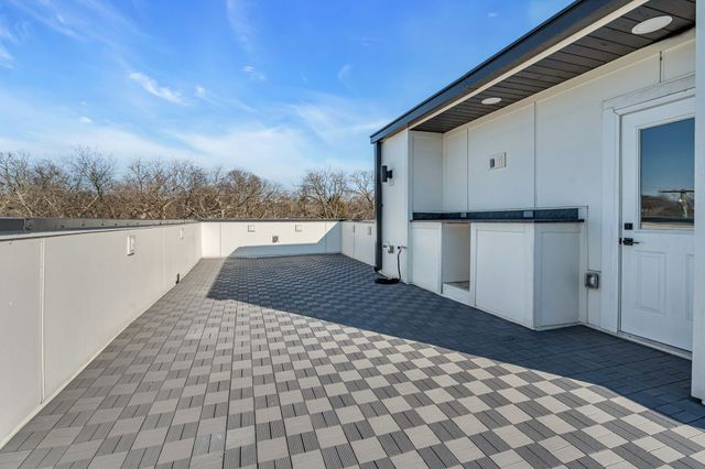 910 Youngs Ln Unit 1, Nashville, TN 37207