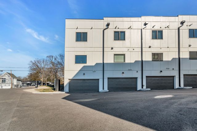 910 Youngs Ln Unit 1, Nashville, TN 37207