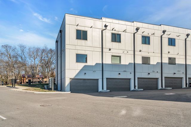 910 Youngs Ln Unit 1, Nashville, TN 37207