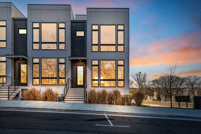 910 Youngs Ln Unit 1, Nashville, TN 37207