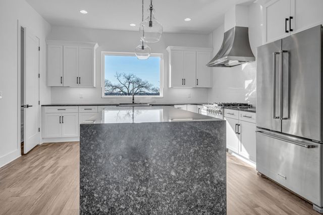 910 Youngs Ln Unit 1, Nashville, TN 37207