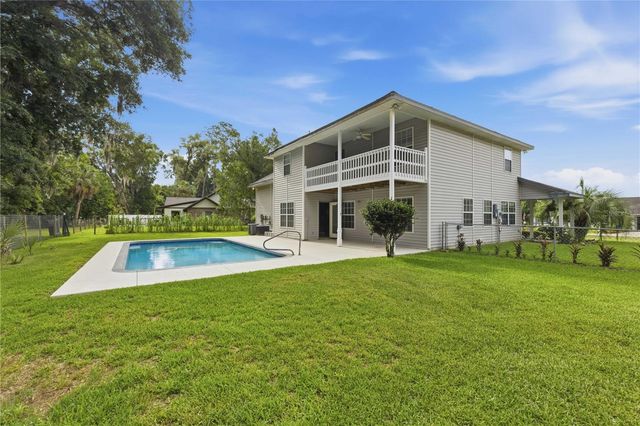3015 SE 40TH STREET, Ocala, FL 34480