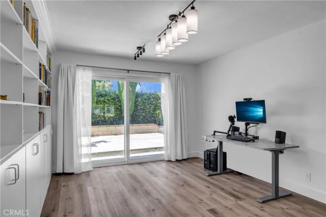 25181 Barents, Laguna Hills, CA 92653