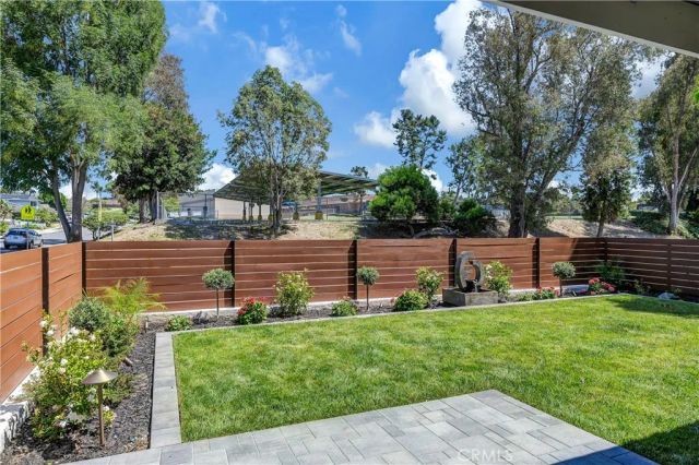 25181 Barents, Laguna Hills, CA 92653